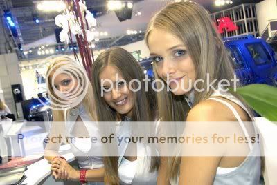Moscow-babes-Carscoop-15.jpg