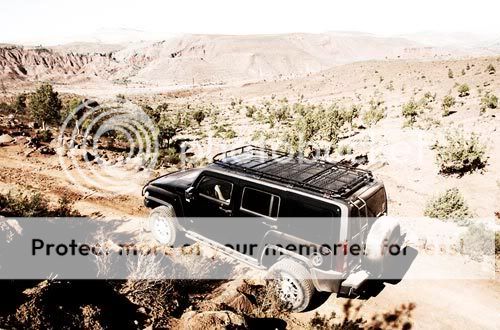 Hummer-H3-Morocco-1.jpg